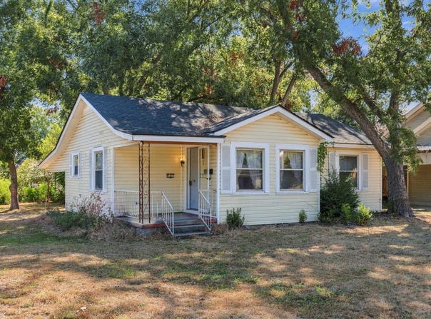 521 N Trinity St., Gilmer, TX 75644