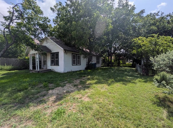 502 N Spears Street, Alvarado, TX 76009
