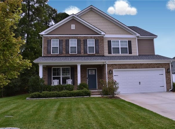 129 Manor DR, Carrollton, VA 23314