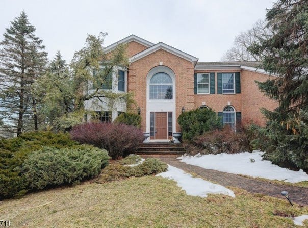 18 Tree Top Ln, Chatham Twp., NJ 07928-1034