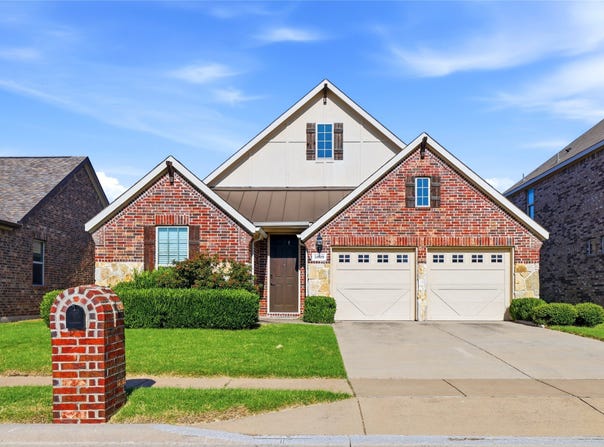 5809 Petunia Lane, Rowlett, TX 75089