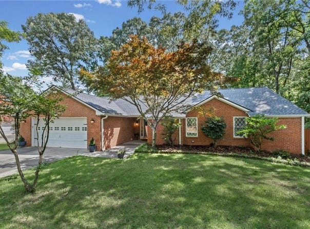 2665 Shadow Pine Drive, Roswell, GA 30076