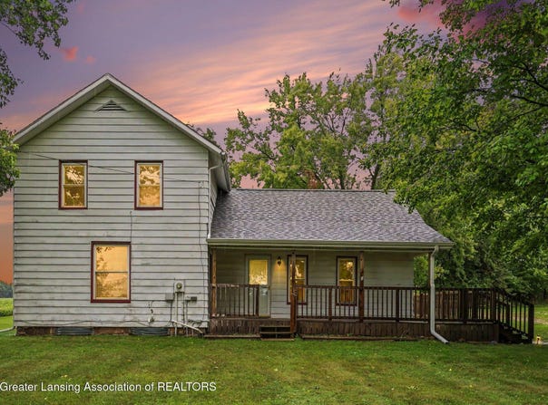 3583 E Saint Joe Highway, Grand Ledge, MI 48837