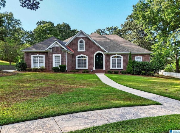 20 RILEY CIRCLE, THORSBY, AL 35171