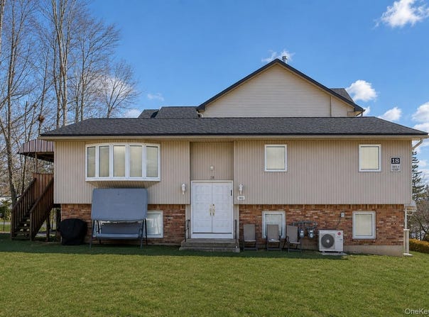 18 Wilsher Drive, Monsey, NY 10952