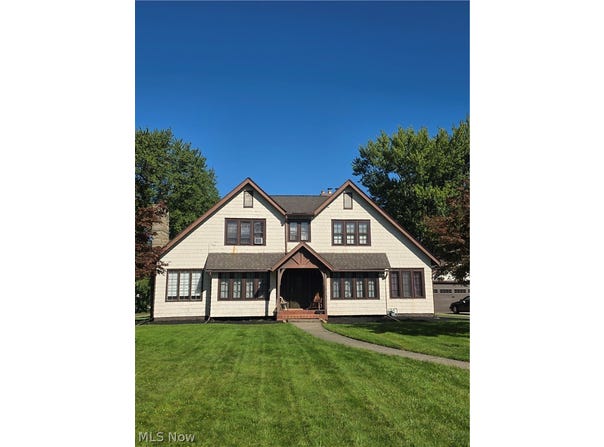 3127 Avon Boulevard, Ashtabula, OH 44004