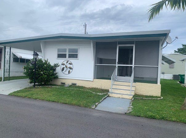 1405 S 33rd Road, Hollywood, FL 33021