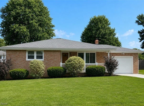 578 W Como Avenue, Struthers, OH 44471