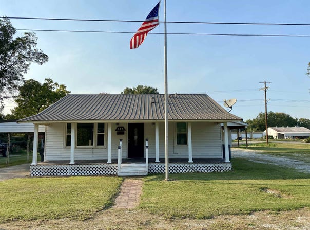814 SW Third, Walnut Ridge, AR 72476