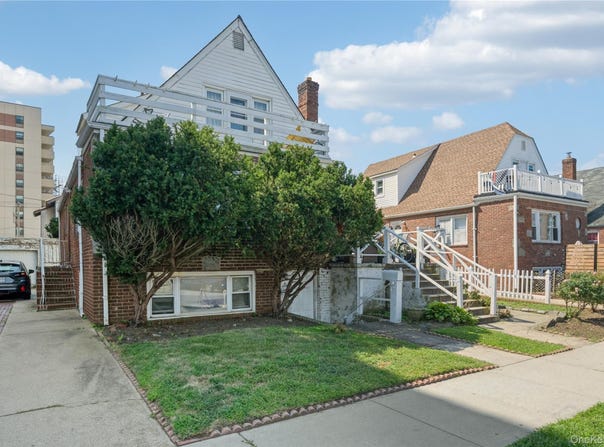 370 E Broadway, Long Beach, NY 11561