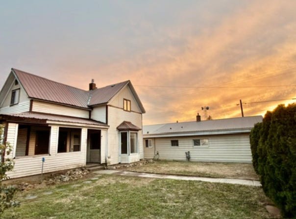 206 E CRAWFORD Rd, Deer Park, WA 99006