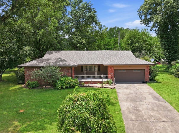 2411 S Mayfair Avenue, Springfield, MO 65804