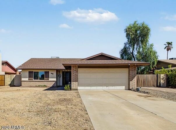 3040 W PHELPS Road, Phoenix, AZ 85053