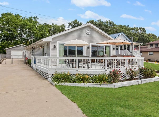 70619 Sunset Boulevard, Union, MI 49130