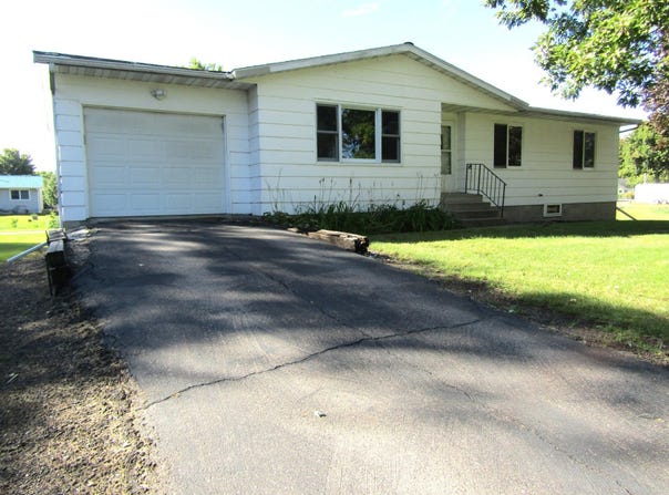 1617 7th Avenue, Granite Falls, MN 56241