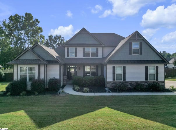 2 Meadowgold Lane, Greer, SC 29651