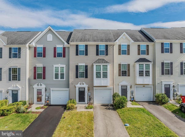 194 NORWOOD Drive, FALLING WATERS, WV 25419