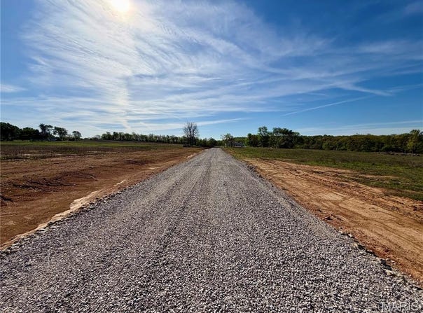 2 Jackal Road, Potosi, MO 63664