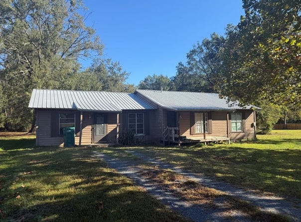 221 E Browning, DeKalb, TX 75559