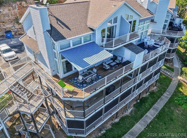 1361 Buckingham Drive, Camdenton, MO 65020