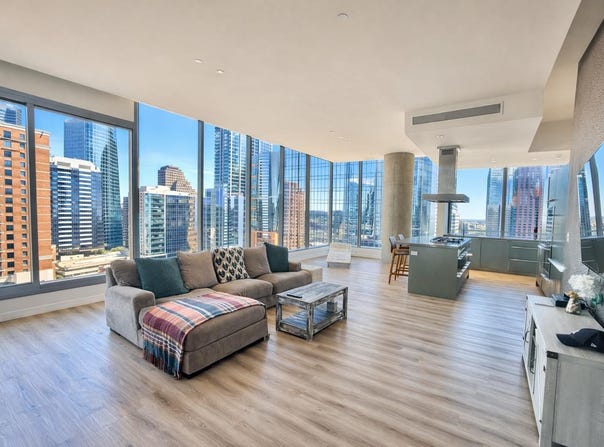 210 Lavaca St, Austin, TX 78701