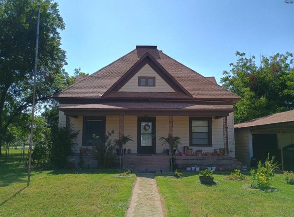 903 PLAINVIEW ROAD, Seymour, TX 76380