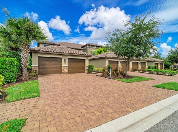 13815 MESSINA Loop, BRADENTON, FL 34211