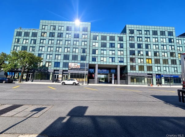 144-49 Northern Boulevard, Flushing, NY 11354