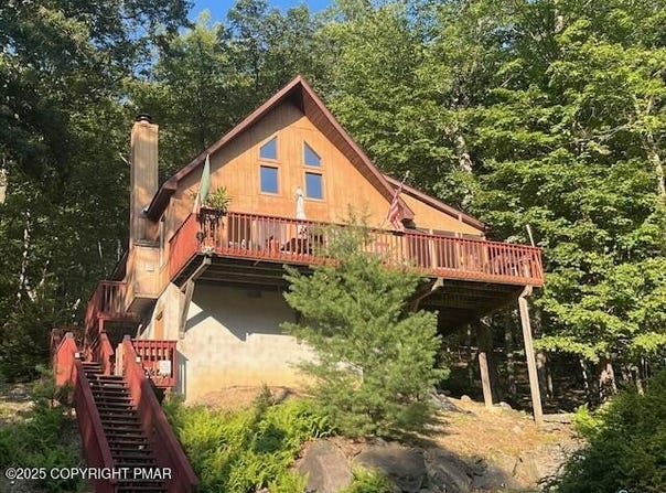 6457 Decker Road, Bushkill, PA 18324