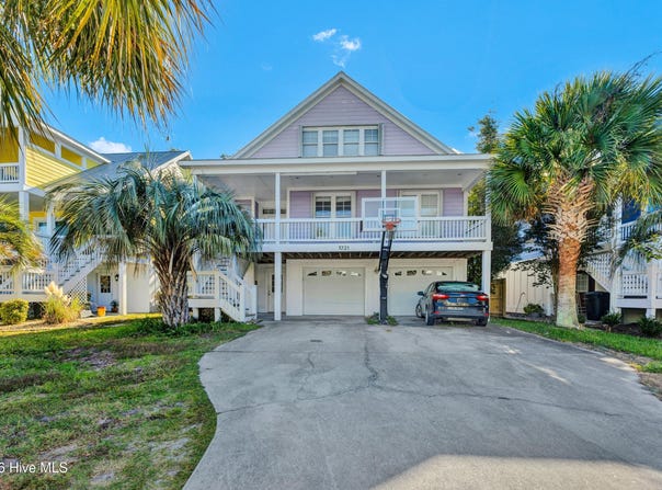 1721 Searay Lane, Carolina Beach, NC 28428