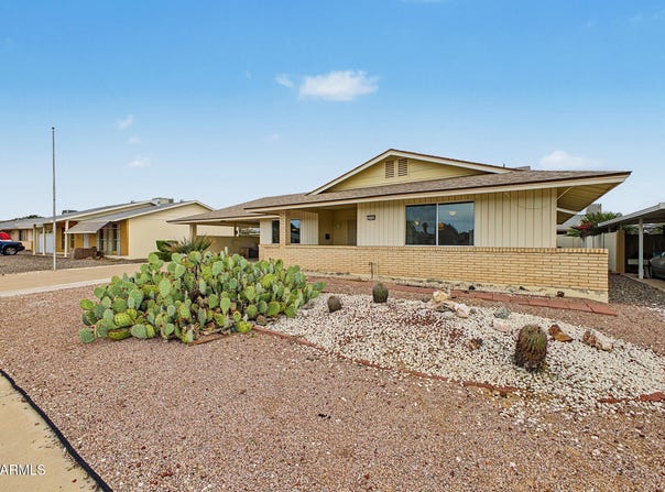 10438 W MOUNTAIN VIEW Road, Sun City, AZ 85351