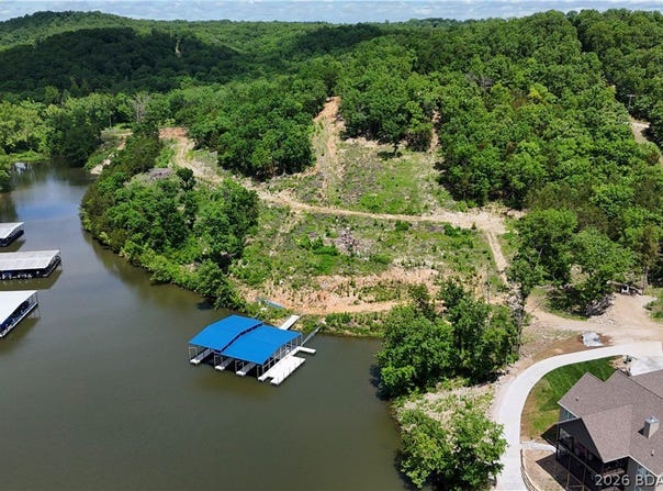 835 Greenview Drive, Camdenton, MO 65020