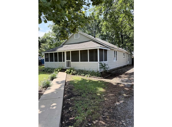 712 62 Highway, Pollard, AR 72456