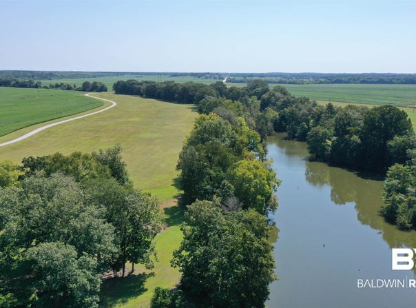 Judge Greene Place Road lot: 27, Greensboro, AL 36744