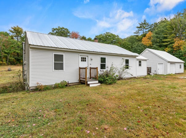 55 Spur Road, Cornish, ME 04020
