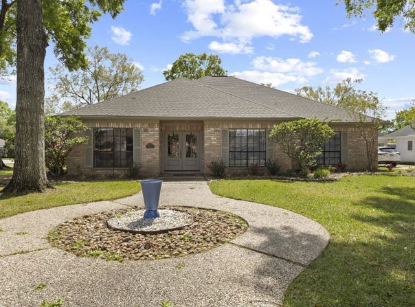 4715 Dunleith, Beaumont, TX 77706