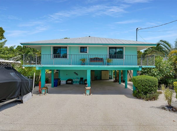 88 Marina Ave, Key Largo, FL 33037