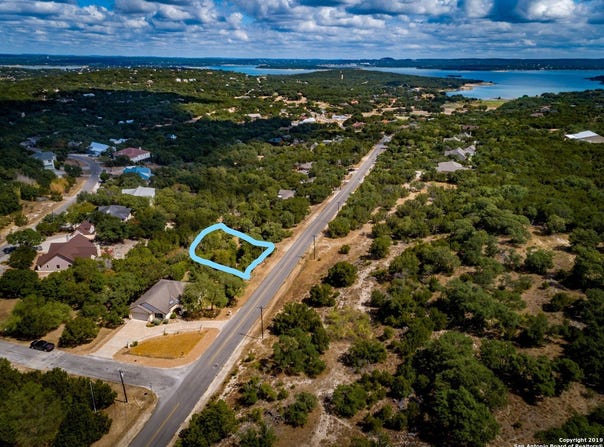 318 GALLAGHER DR, Canyon Lake, TX 78133