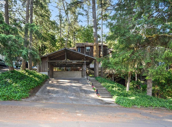 2180 W 24TH Ave, Eugene, OR 97405