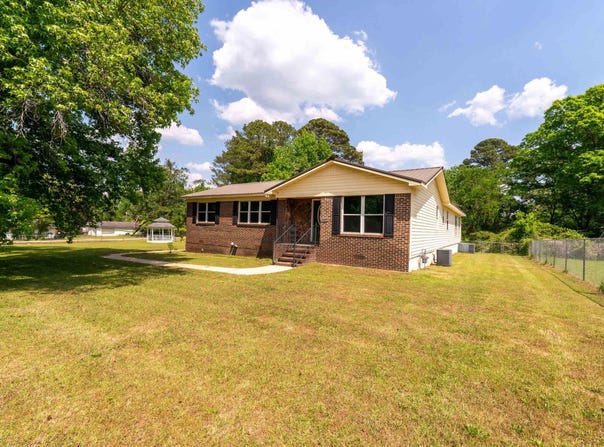 3327 MOUNT OLIVE ROAD, MOUNT OLIVE, AL 35117