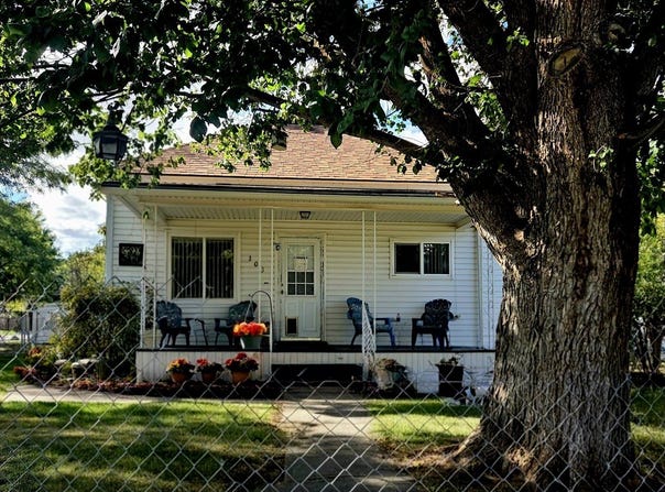 303 N A St, Condon, OR 97823