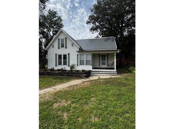 145 N 4Th St, Ulysses, NE 68669