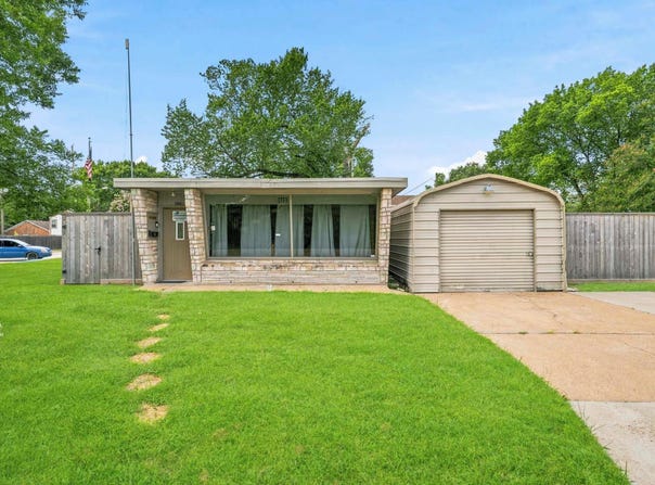 4123 5th St, Brookshire, TX 77423