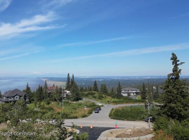 L2 Panoramic Circle, Anchorage, AK 99516