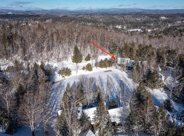 81 Pond View Road, Winhall, VT 05340