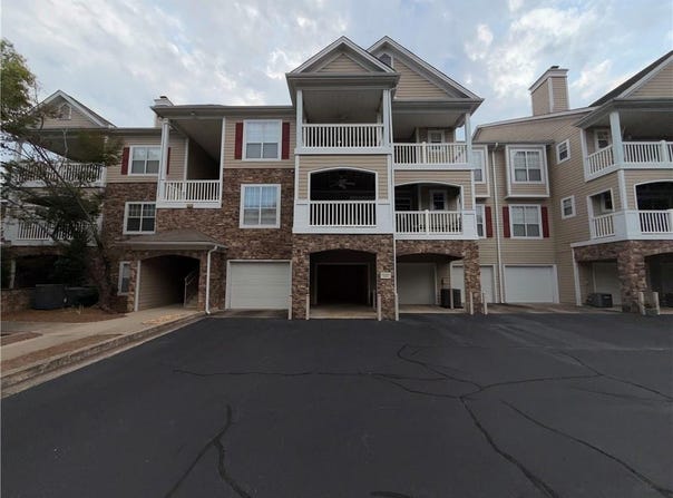 522 Sandringham Drive, Alpharetta, GA 30004