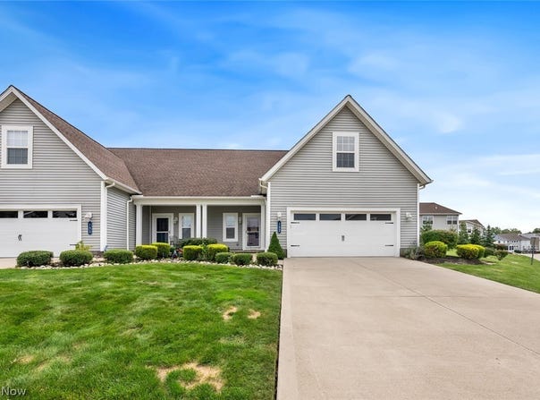 152 Larimar Drive, Willowick, OH 44095