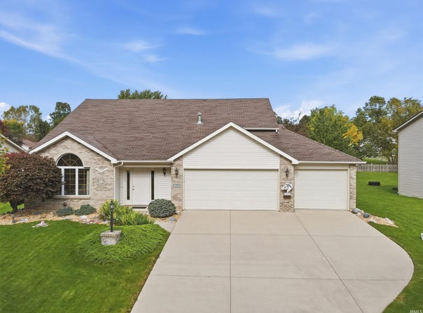 2831 BRIARDALE Drive, Fort Wayne, IN 46825