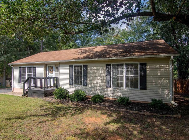 573 JEFFERSON DR, Palmyra, VA 22963