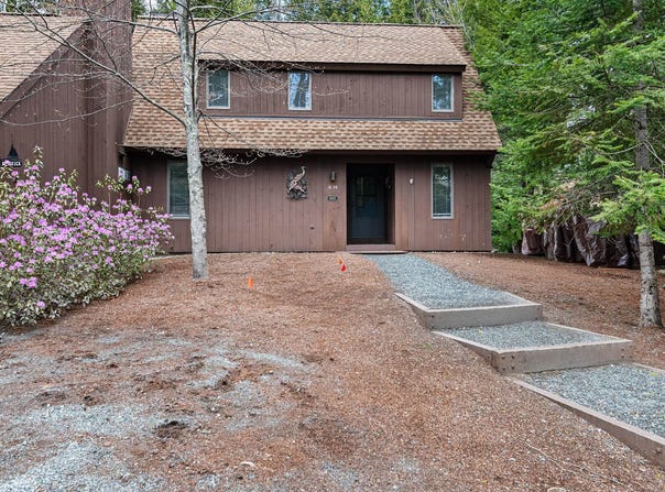 14 Bay Tree Lane, Grantham, NH 03753